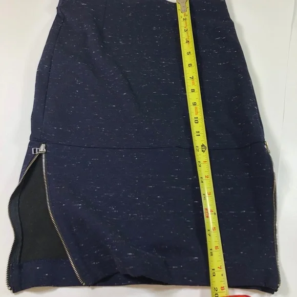 Women Aritzia pencil skirt zipped sz 4 - Picture 4 of 7
